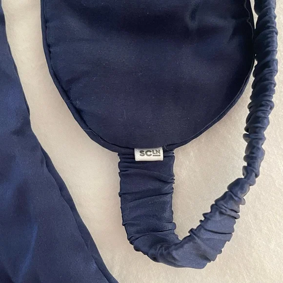 Navy Sleep Mask and Pouch Set - Picture 2 of 2